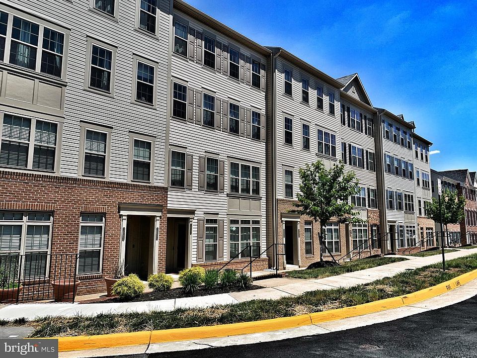 1st image of 3689 Chippendale Cir #61