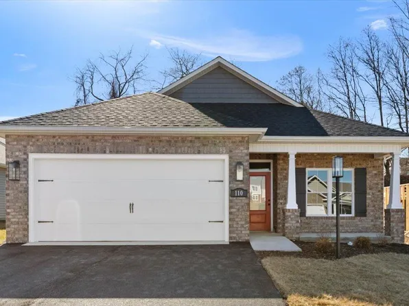 110 Vinnie Ave NW, Christiansburg, VA 24073