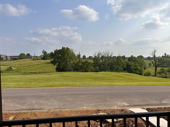 4th image of 1455 Clubhouse Ln