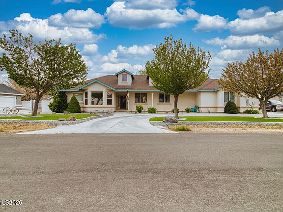 3rd image of 649 Saddle Horn Way