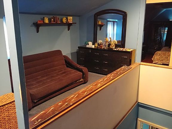 Bedroom Or Sitting Room 
Upstairs