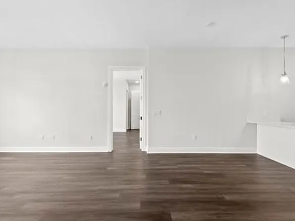 121 34th Street image 124 of 213