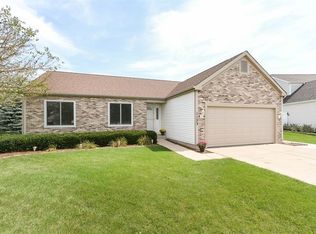 1123 Sawmill Ln, Algonquin, IL