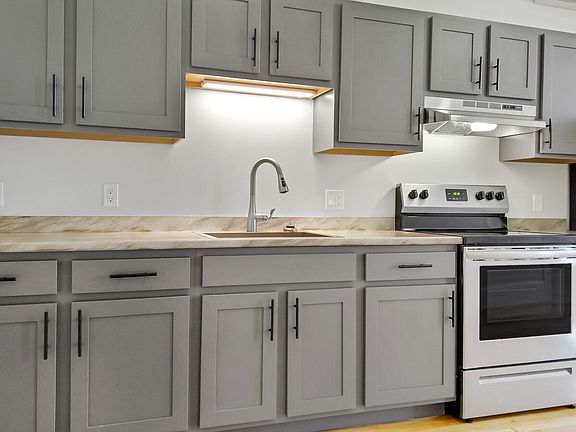 5th image of 341 Water St #201