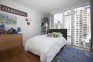 Rented by BLU Real Estate