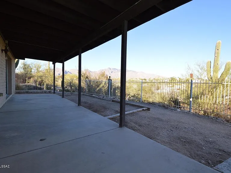 5050 N Hillcrest Dr — Photo 15