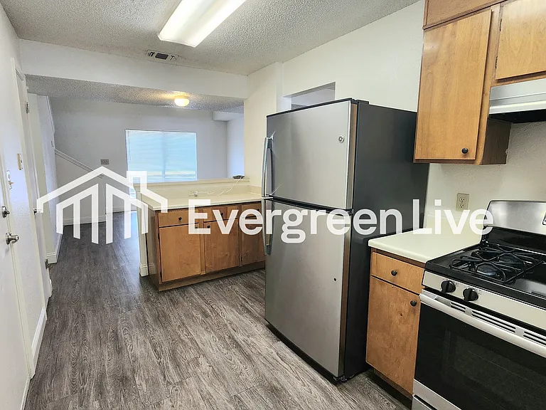 2113 Santa Clara Ct — Photo 8