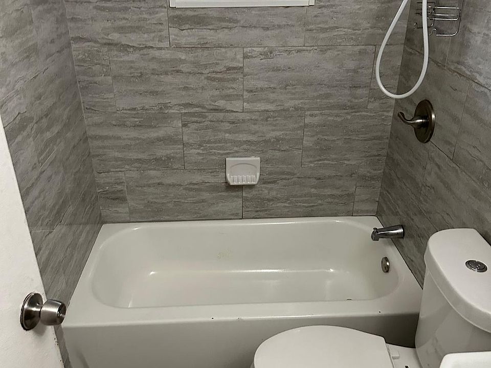 1st image of 1238 Madeleine Cir