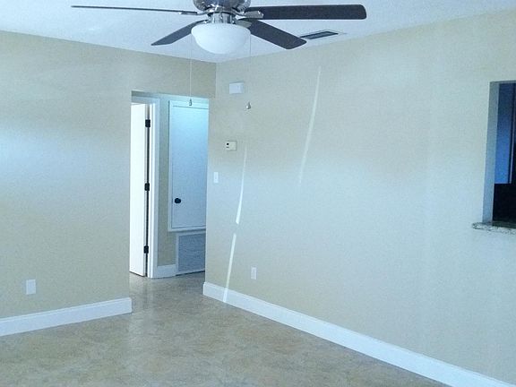 3rd image of 2709 Adela Ave