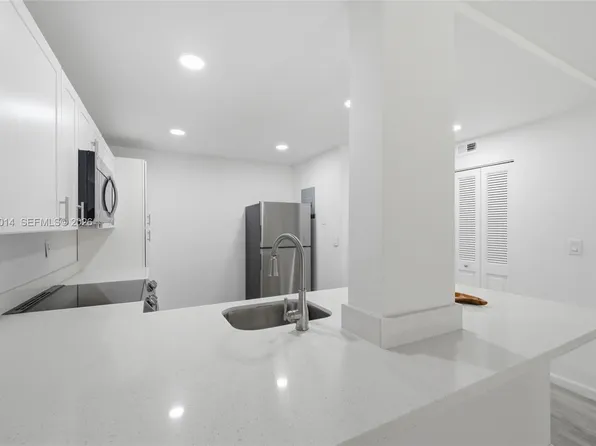 7950 W McNab Rd APT 222, Fort Lauderdale, FL 33321