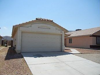 3rd image of 2956 Mount Hope Dr