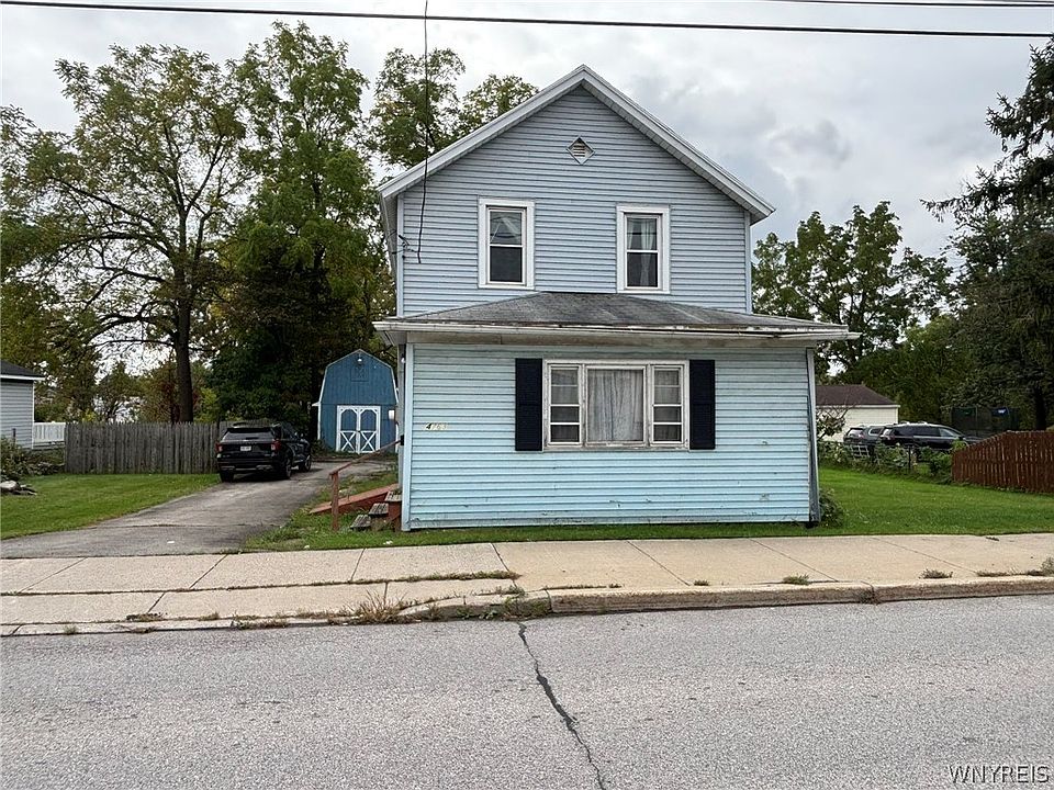 1st image of 4763 Broadway