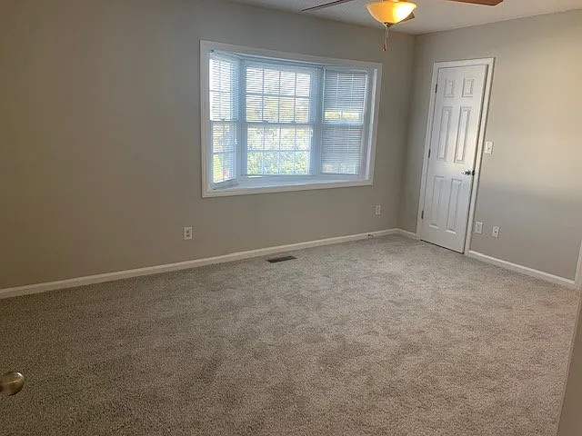 1205 Cross Creek Cir #B2 — Photo 6