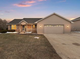 3950 Agatha Christie Ave, De Pere, WI 54115