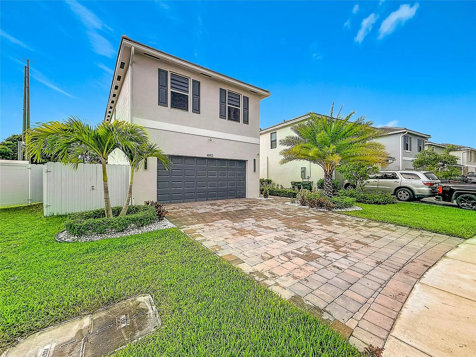 4 bed, 2.5 bath, 2138 sqft, $3,550 — Photo 4