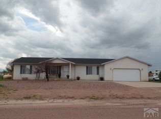 921 S Cayuga Dr, Pueblo West, CO 81007