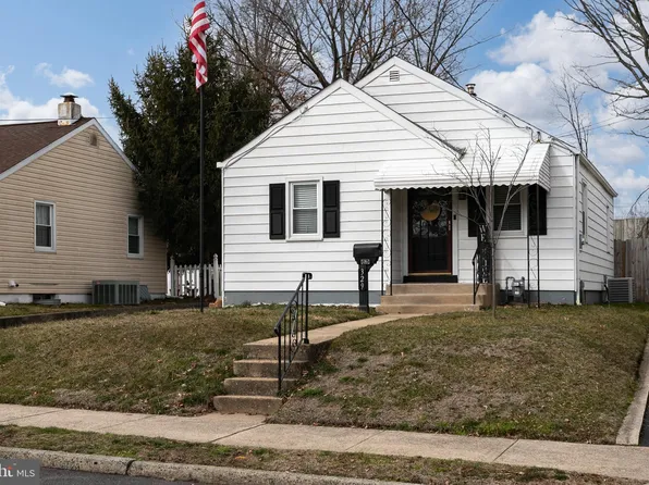 329 Churchill Ave, Hamilton, NJ 08610