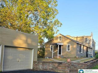 500 Hall Rd, Nazareth, PA 18064