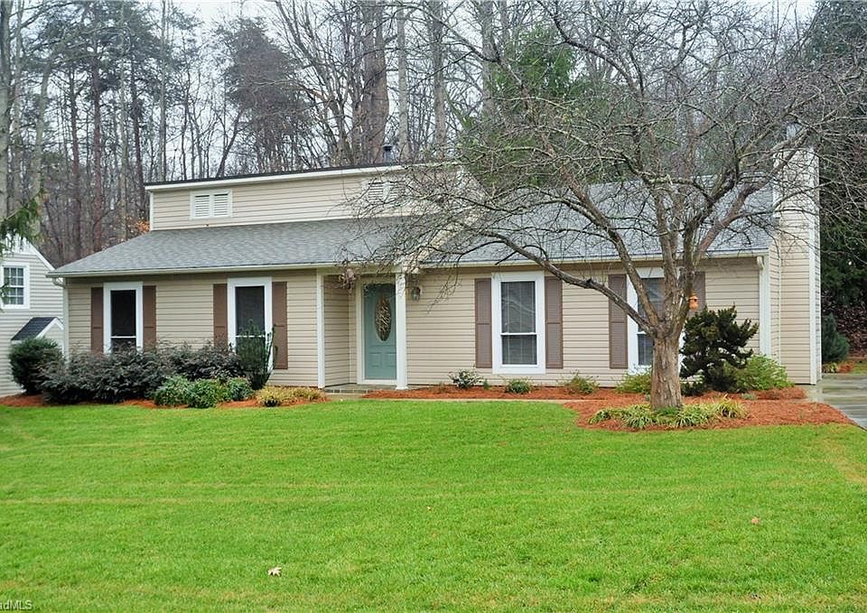 1st image of 1997 Cottage Pl