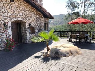 1684 Cloverdale Rd, Escondido, CA 92027