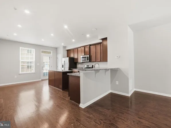 10503 Rawlins Ln, Upper Marlboro, MD 20772