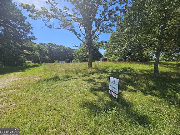 4th image of 2539 Locust Grove Rd