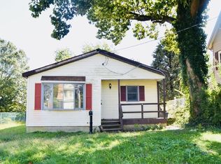 138 W Evesham Rd, Magnolia, NJ 08049