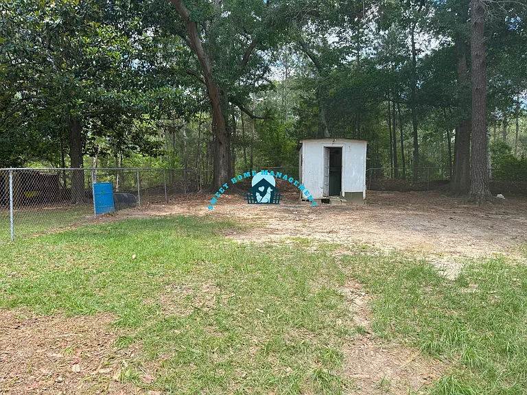 916 Patricia Dr — Photo 12