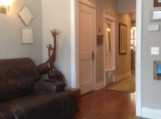 1570 N Hoyne Ave #1, Chicago, IL 60622