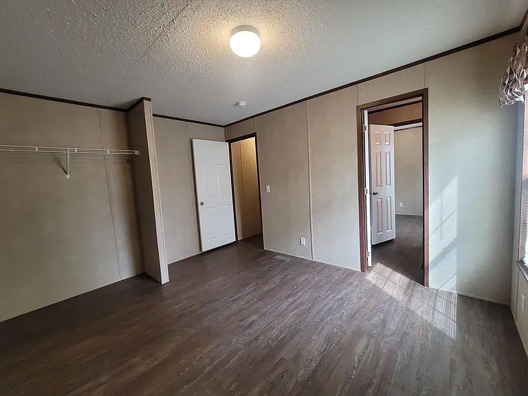 211 E 1st St #36 — Photo 7