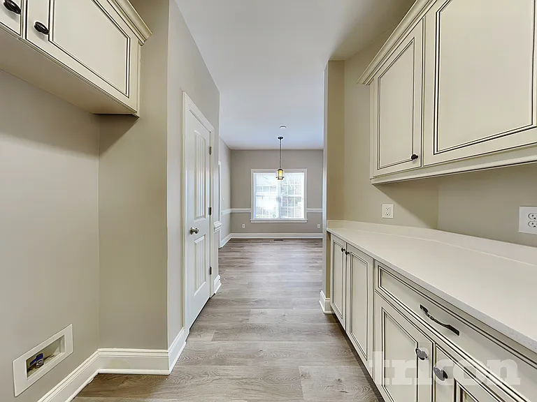 117 Cambridge Dr — Photo 5