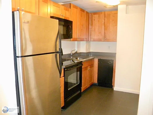 Rented by Metropolitan Property Group | media 20