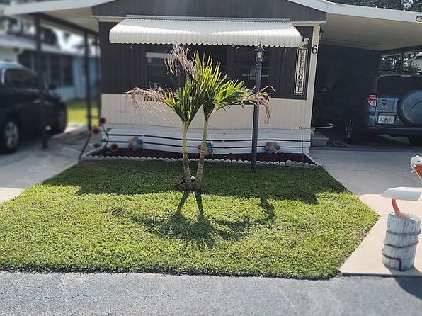 6 Leisure Dr