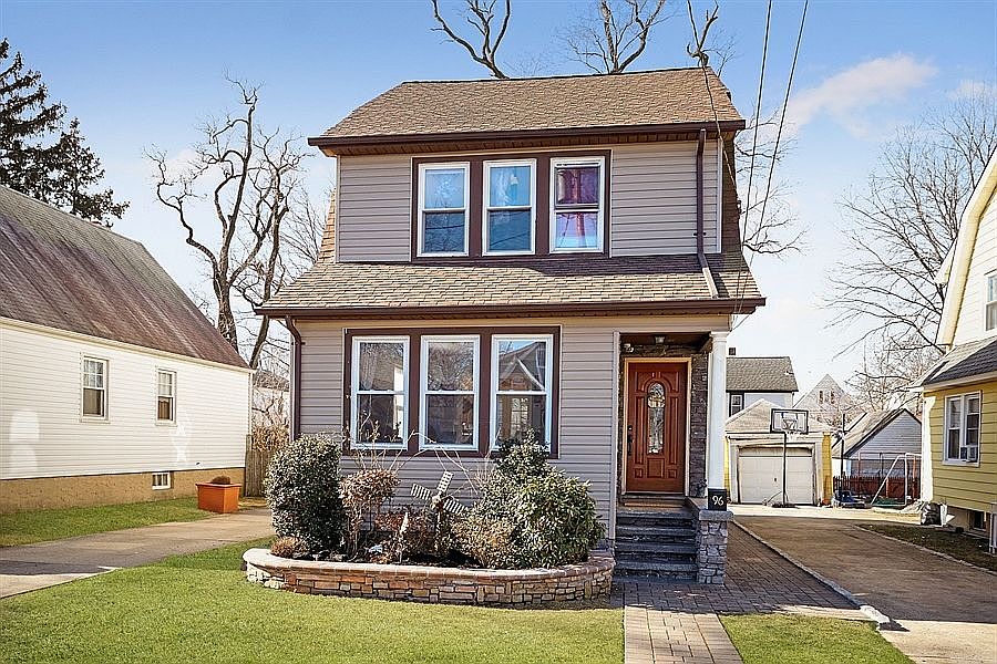 1st image of 96 Hinsdale Ave