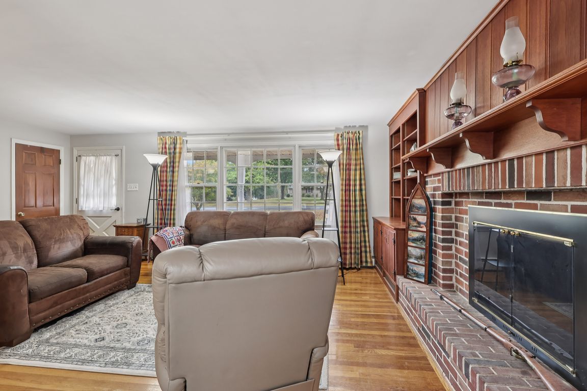 next background image