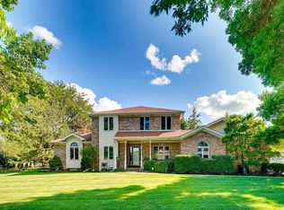 5 W Monterey Ave, Schaumburg, IL 60193