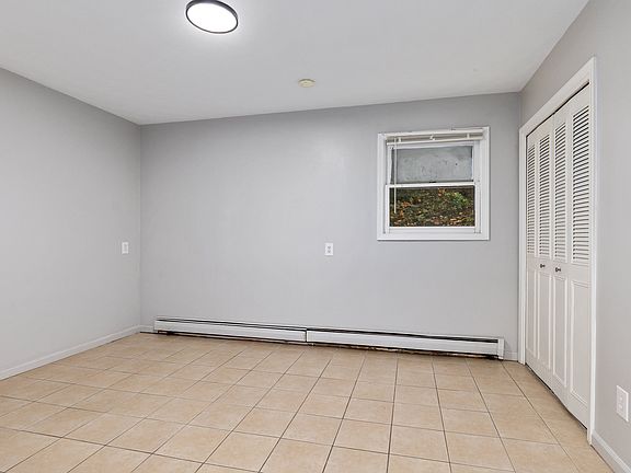 5th image of 130 S Clarendon St APT 3