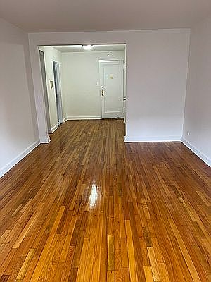 3rd image of 135-25 Hoover Ave #4G