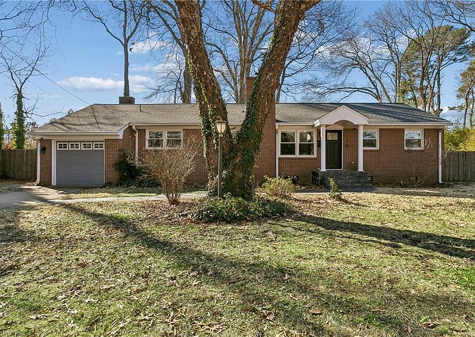 1st image of 12 Wilson Cir