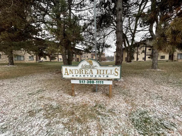2421 Kerry St #9, Lansing, MI 48912