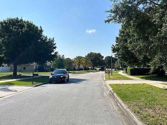 5th image of 1055 Princeton Dr