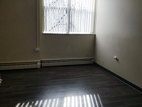 4th image of 1960 N Clarkson St #11634640