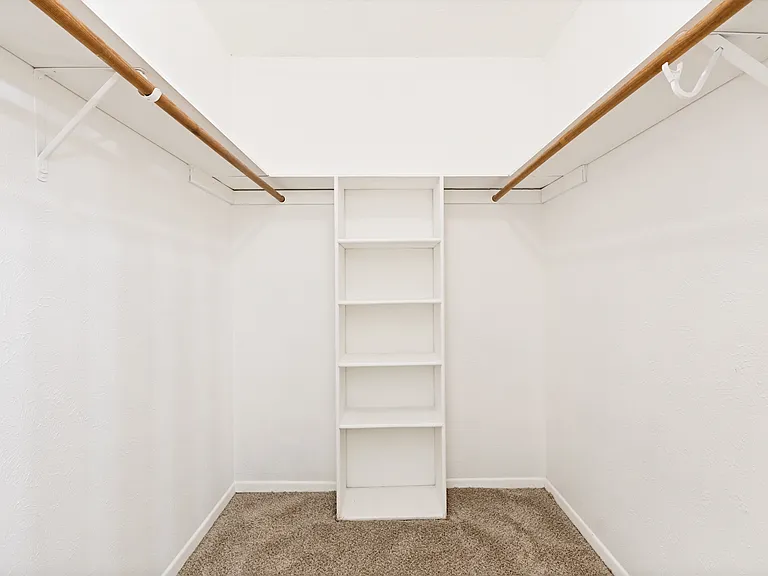 6737 Fair Meadows Dr — Photo 14