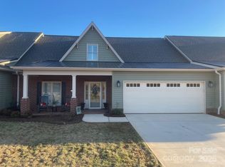 773 Iris Ln, Newton, NC 28658