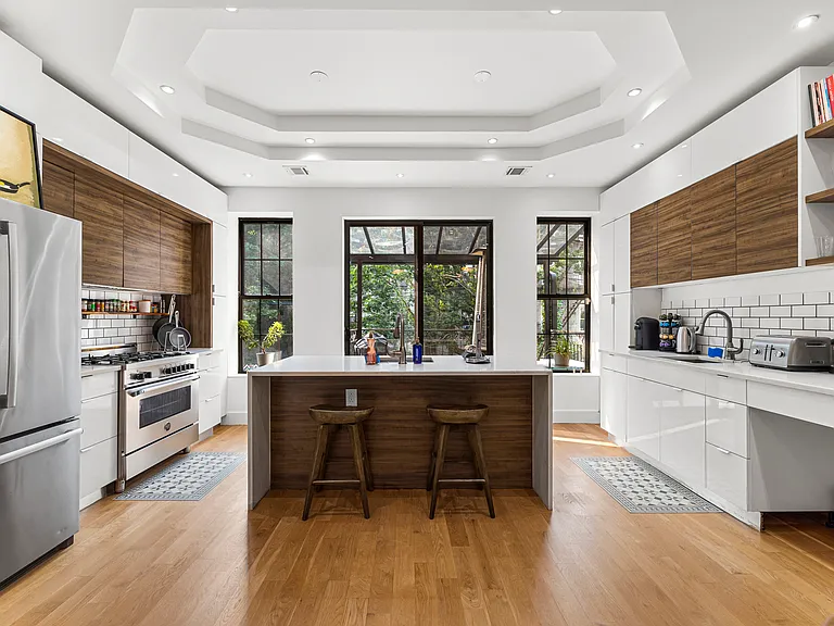 456 Bainbridge St #2 — Photo 4