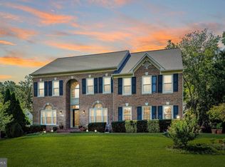 8991 Scott St, Springfield, VA 22153