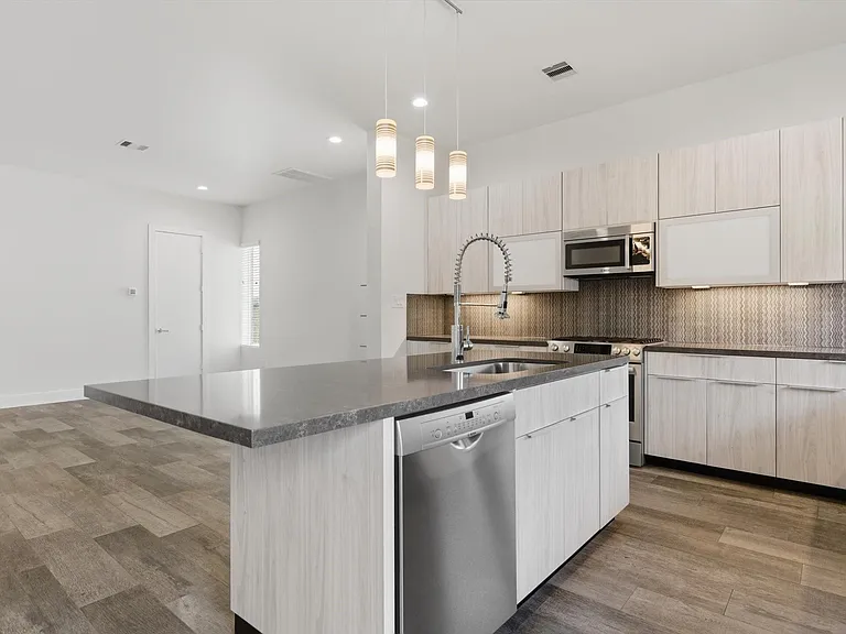 2216 Cortijo Pl — Photo 13