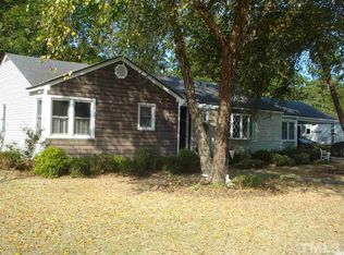 709 Memorial Ave, Dunn, NC 28334