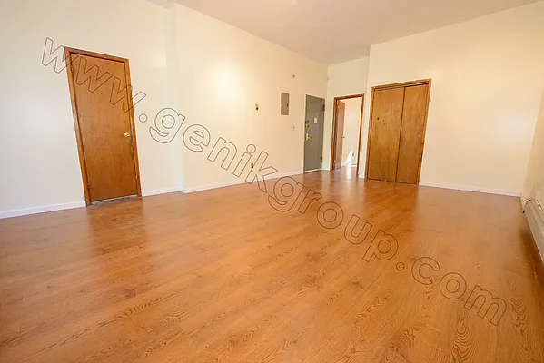 Rented by Genik Group Corp | media 1