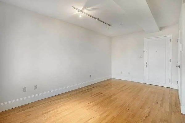 Rented by Compass | media 8